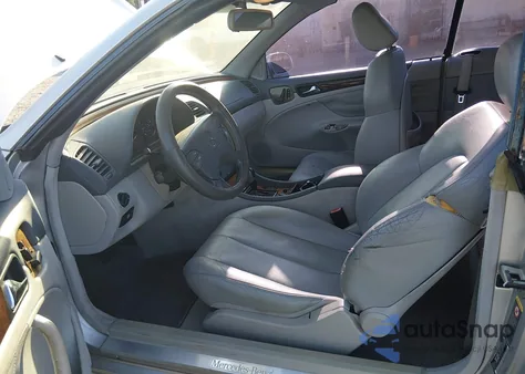 2002 Mercedes-Benz Clk 320 from USA, damaged, VIN WDBLK65G32T129155